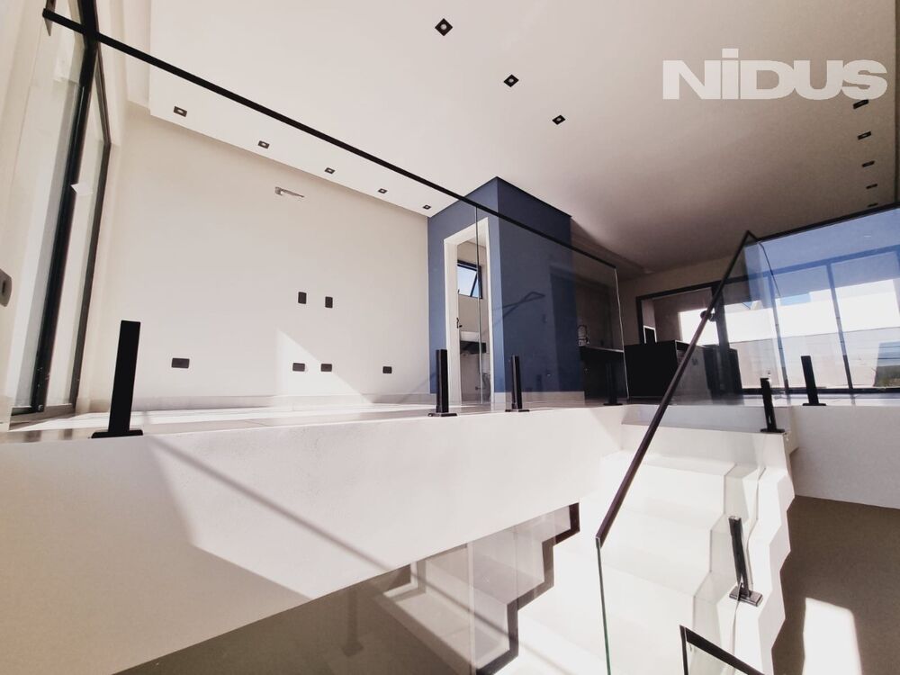 Casa à venda com 3 quartos, 203m² - Foto 4