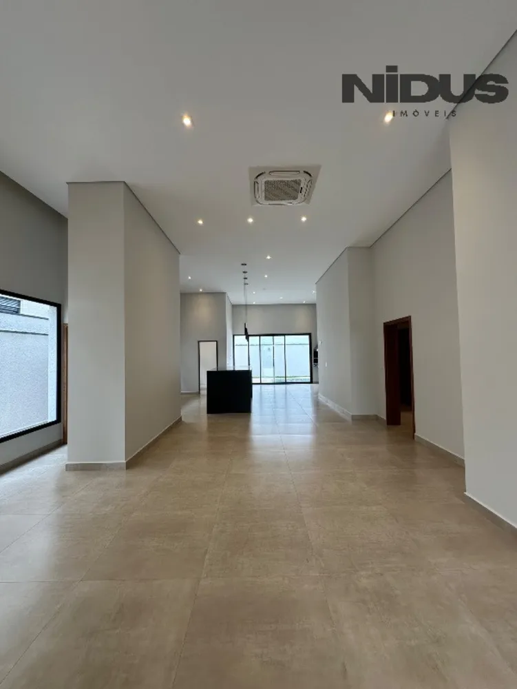 Casa, 3 quartos, 232 m² - Foto 3