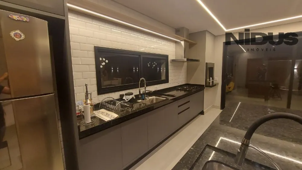 Casa, 3 quartos, 275 m² - Foto 3