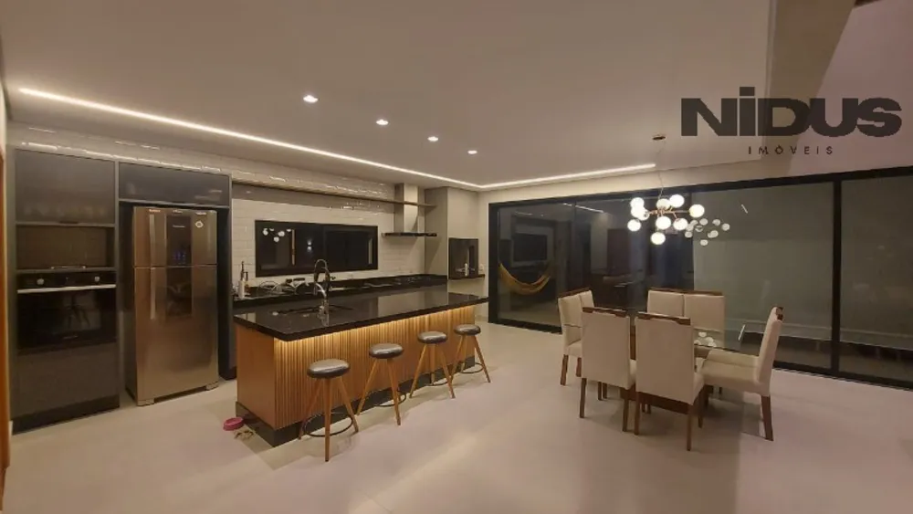 Casa, 3 quartos, 275 m² - Foto 11