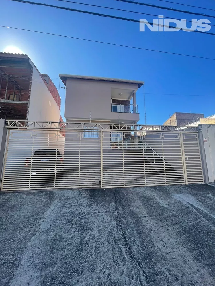 Casa à venda com 3 quartos, 250m² - Foto 4