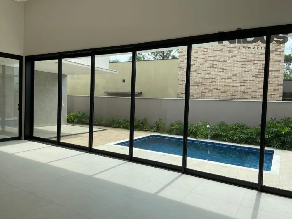 Casa, 3 quartos, 247 m² - Foto 2