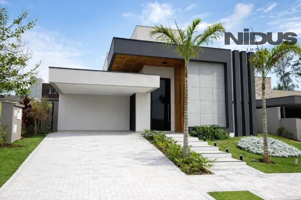 Casa, 3 quartos, 247 m² - Foto 1