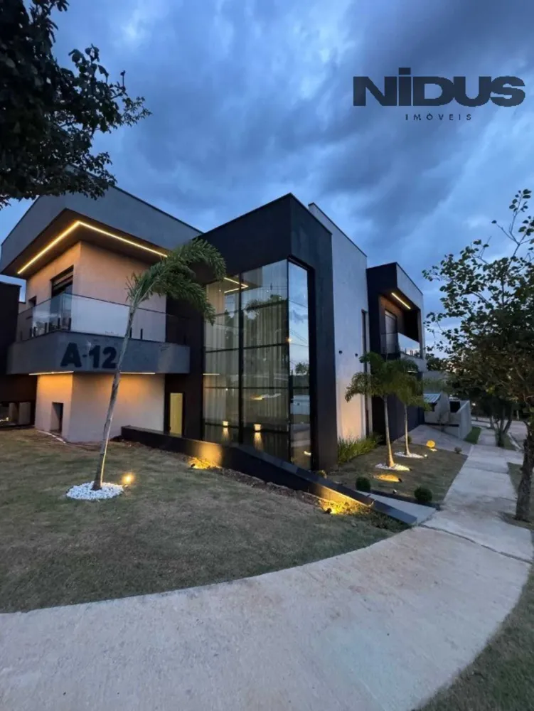 Casa, 3 quartos, 270 m² - Foto 2