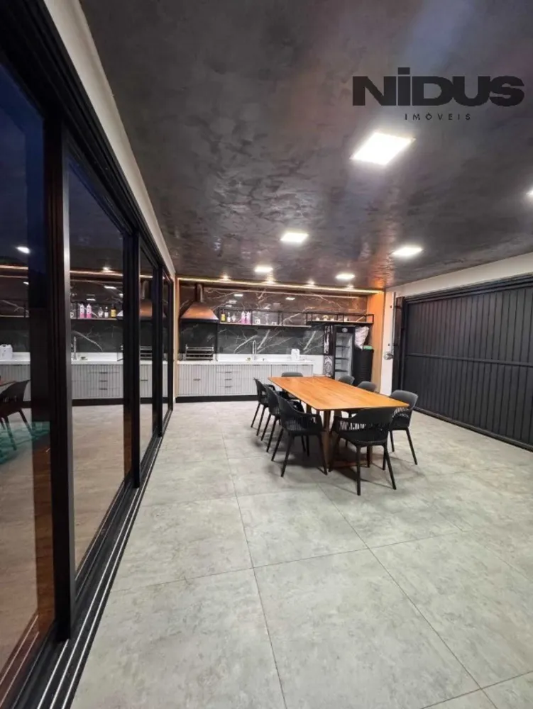 Casa, 3 quartos, 270 m² - Foto 8