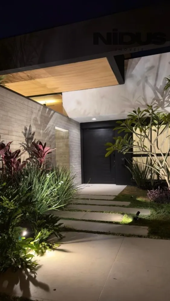 Casa, 3 quartos, 233 m² - Foto 2