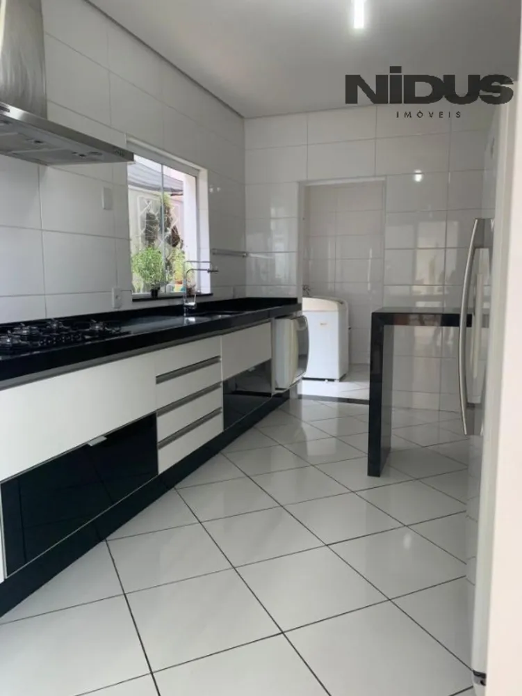 Casa, 3 quartos, 232 m² - Foto 5