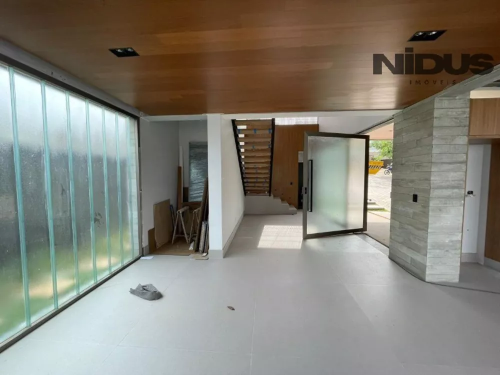 Casa à venda com 4 quartos - Foto 4