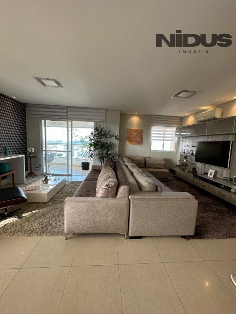 Apartamento, 3 quartos, 197 m² - Foto 1