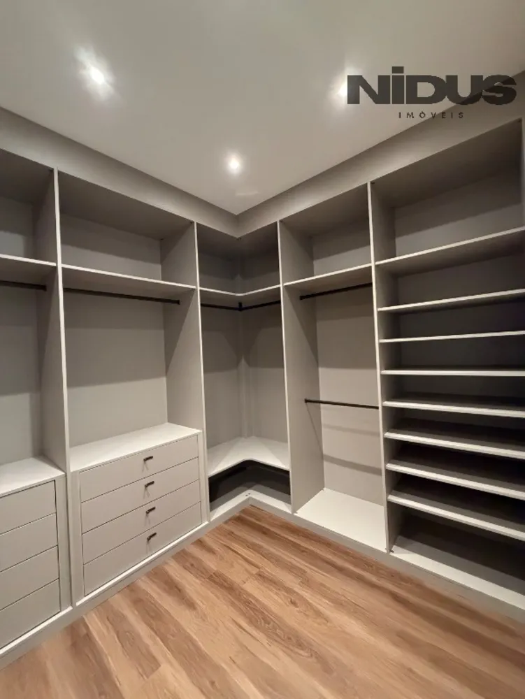 Casa, 4 quartos, 250 m² - Foto 13