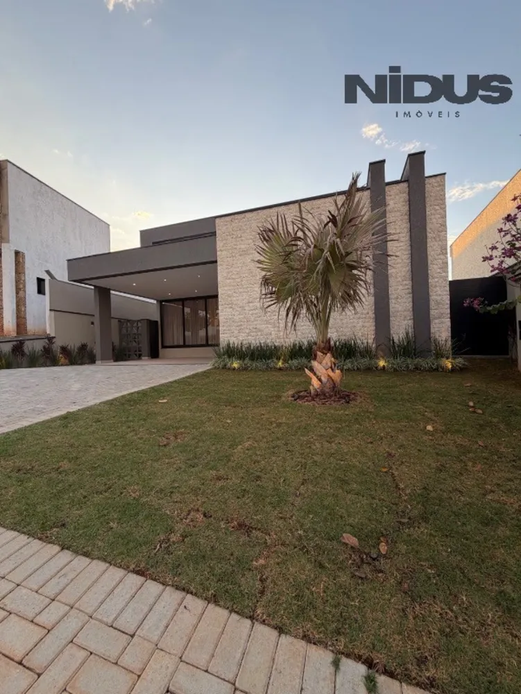 Casa, 4 quartos, 250 m² - Foto 1
