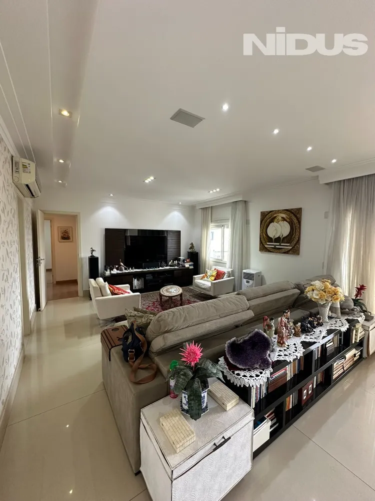 Apartamento, 3 quartos, 247 m² - Foto 10
