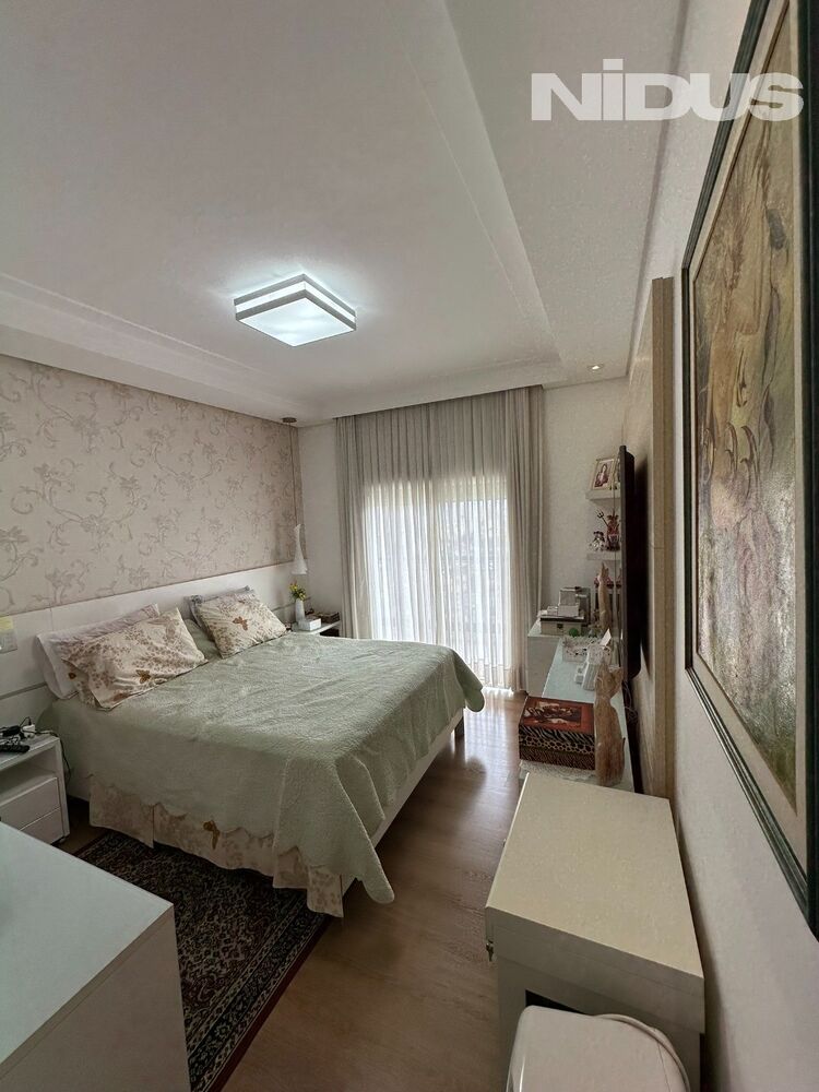 Apartamento, 3 quartos, 247 m² - Foto 2