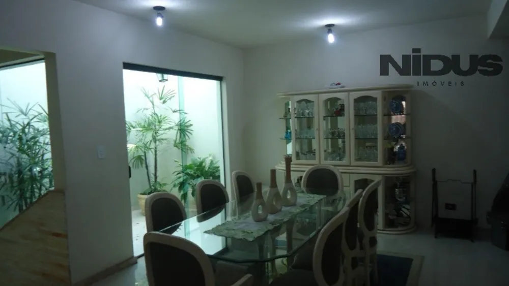 Casa, 4 quartos, 300 m² - Foto 2