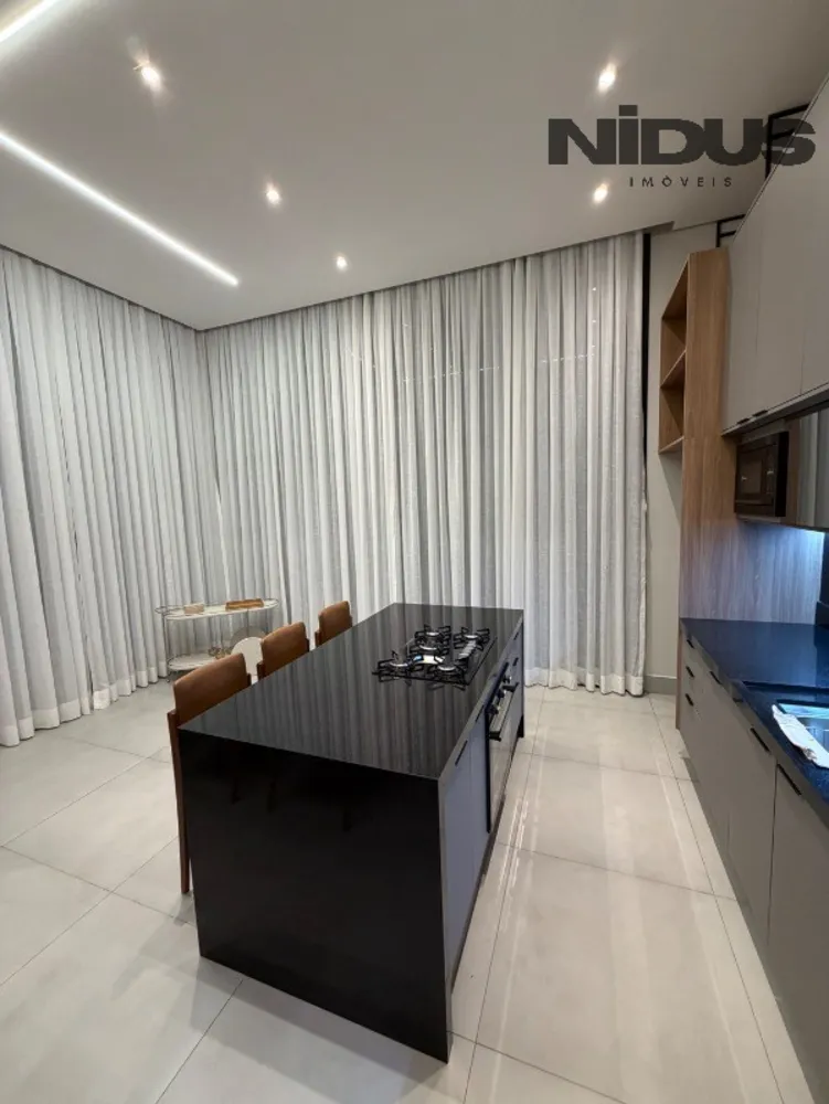 Casa, 3 quartos, 240 m² - Foto 7