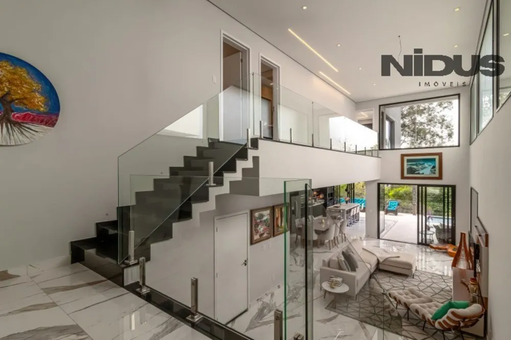 Casa, 3 quartos, 297 m² - Foto 3