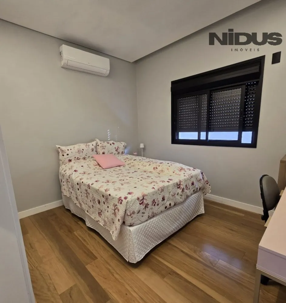 Casa, 3 quartos, 229 m² - Foto 13
