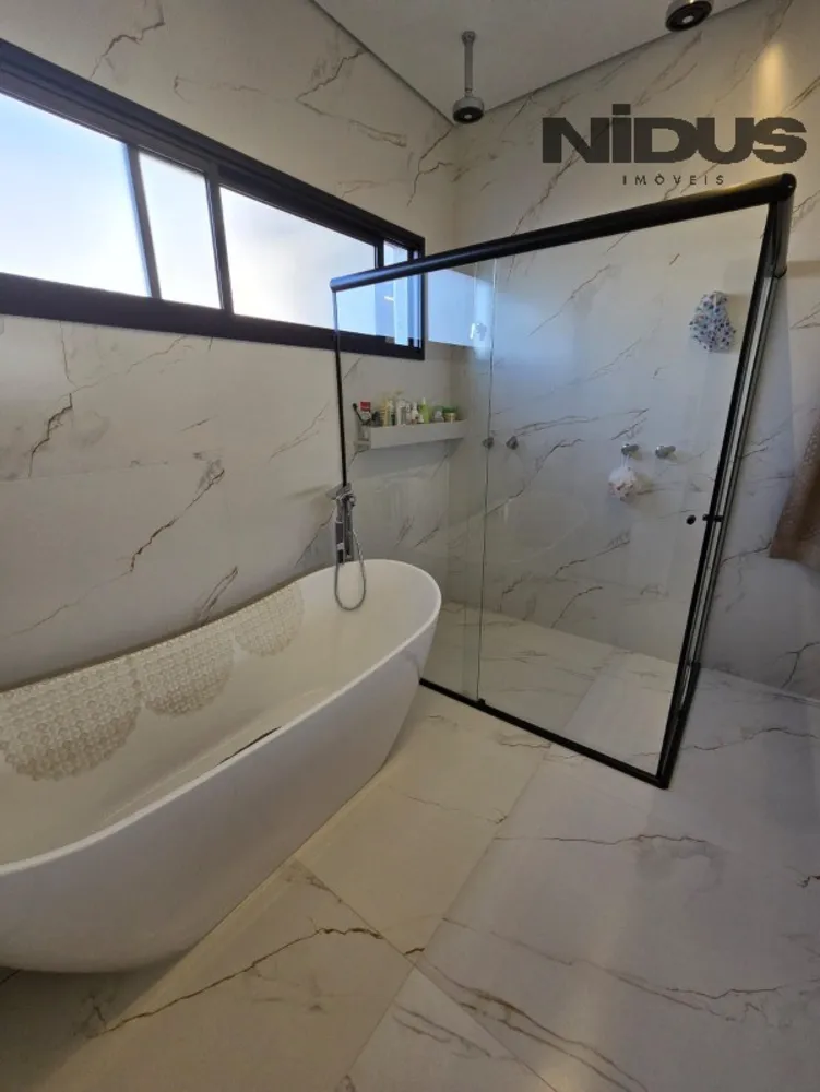 Casa, 3 quartos, 229 m² - Foto 11