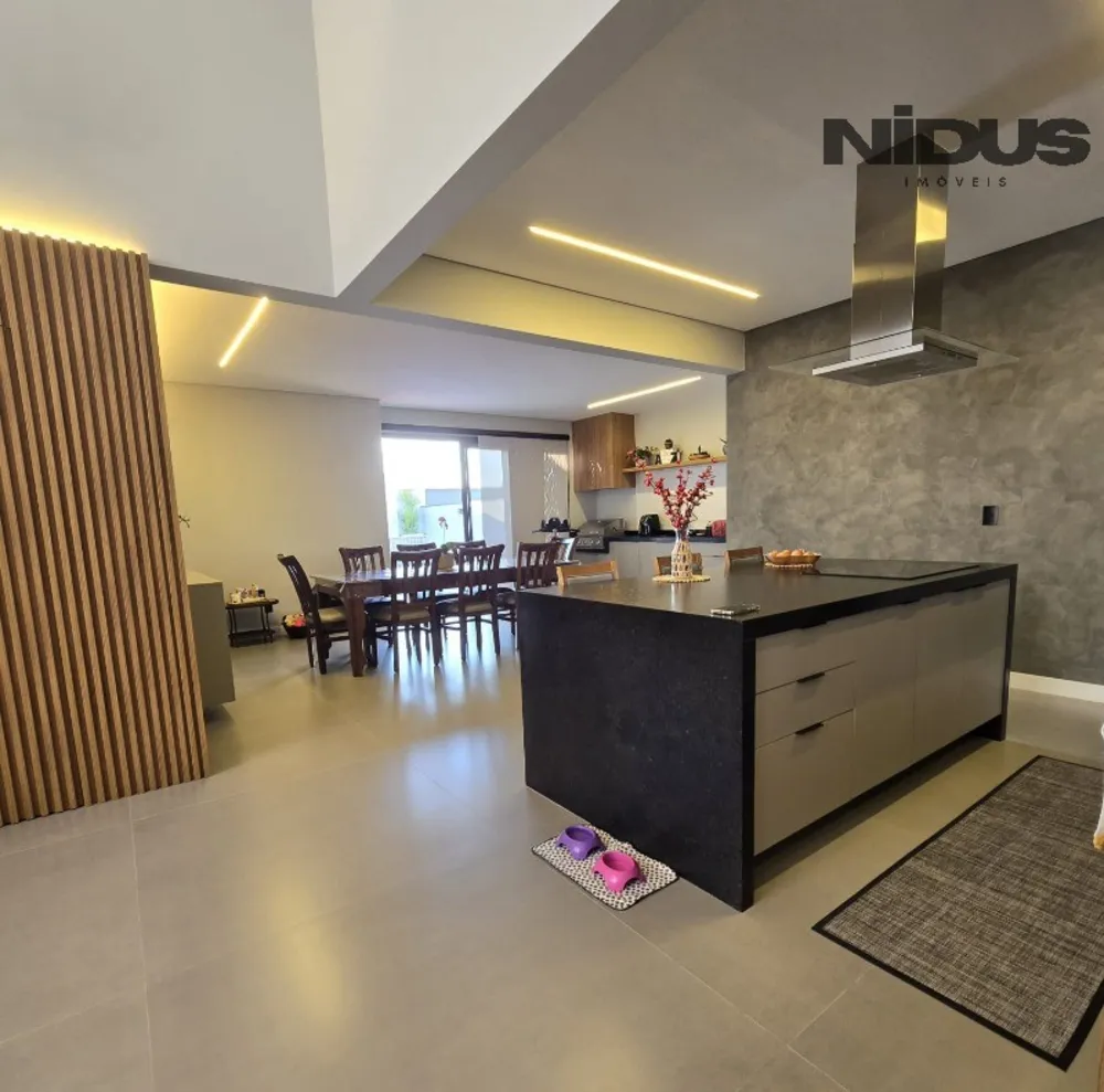 Casa, 3 quartos, 229 m² - Foto 8