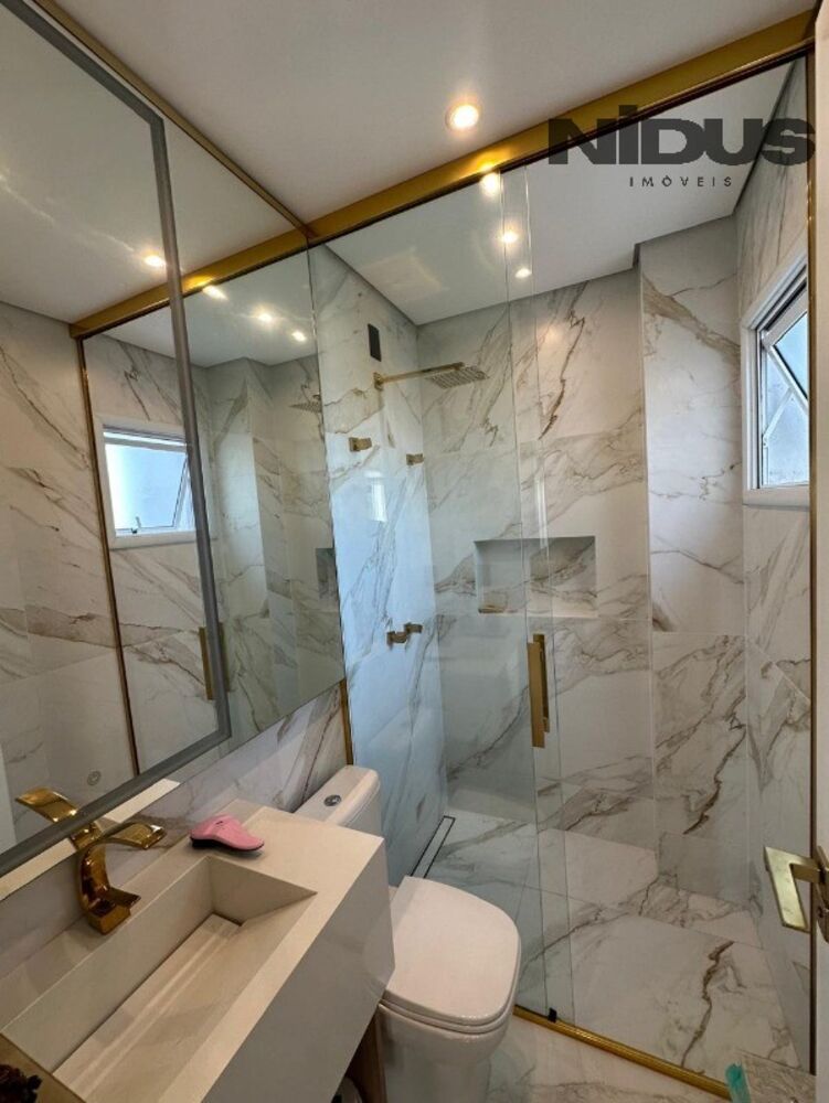 Apartamento, 3 quartos, 140 m² - Foto 1
