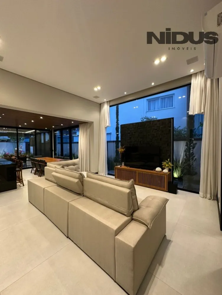 Casa, 3 quartos, 219 m² - Foto 6