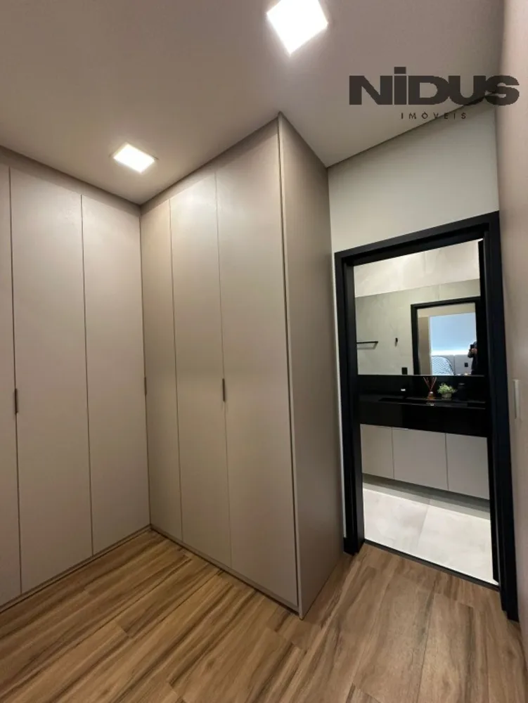 Casa, 3 quartos, 219 m² - Foto 3