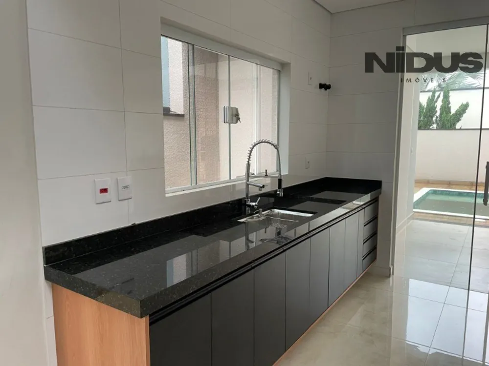 Casa, 3 quartos, 192 m² - Foto 6