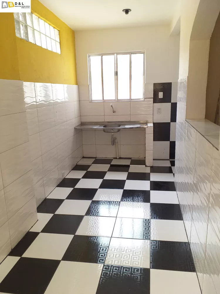 Casa para alugar com 1 quarto, 40m² - Foto 2