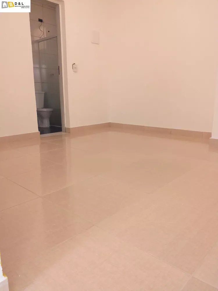 Casa para alugar com 1 quarto, 40m² - Foto 4