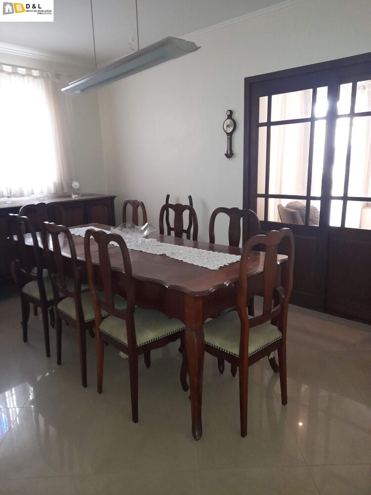 Casa, 3 quartos, 190 m² - Foto 1