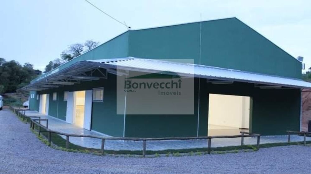 Loja-Salão, 8000 m² - Foto 1