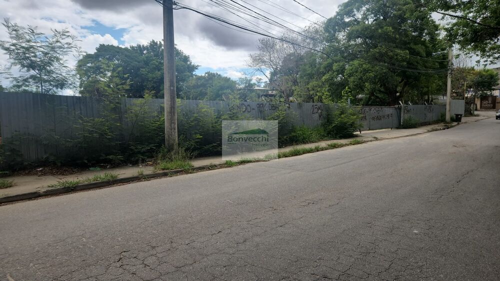 Loteamento e Condomínio - Foto 1