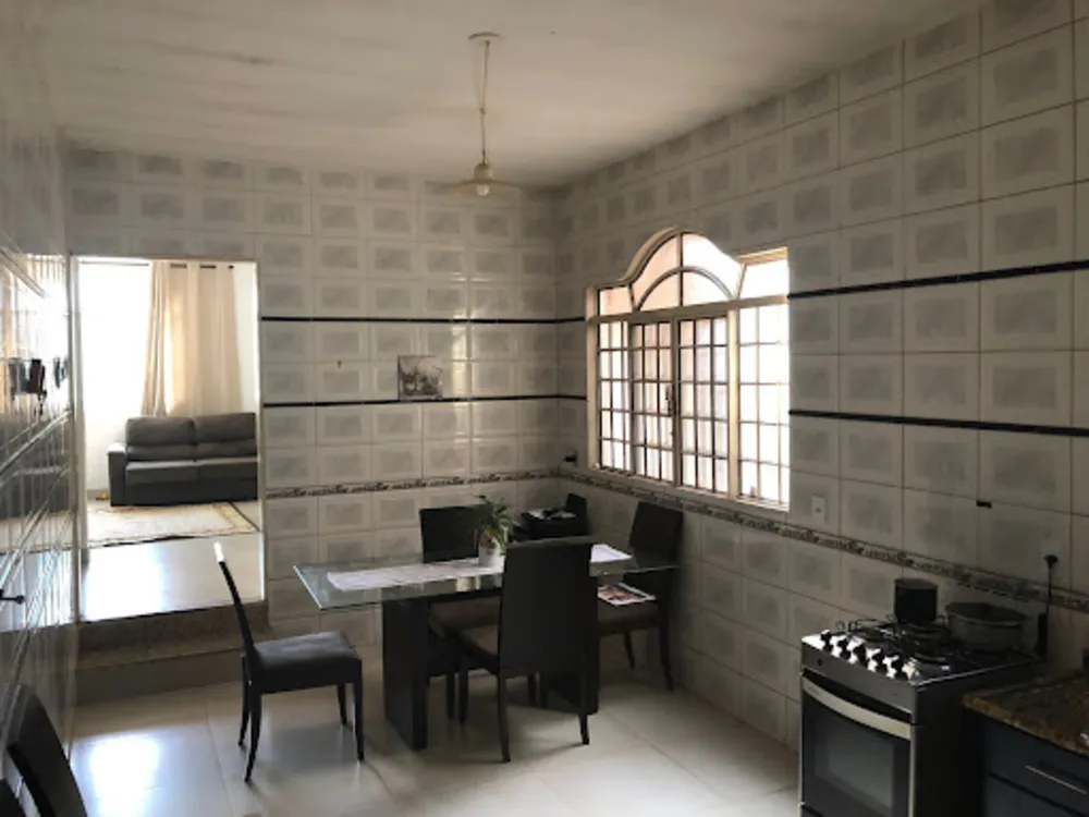 Chácara, 8 quartos, 5000 m² - Foto 2