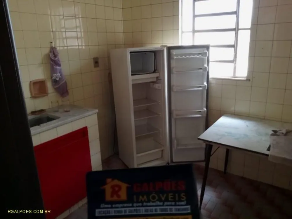 Depósito-Galpão, 1800 m² - Foto 1