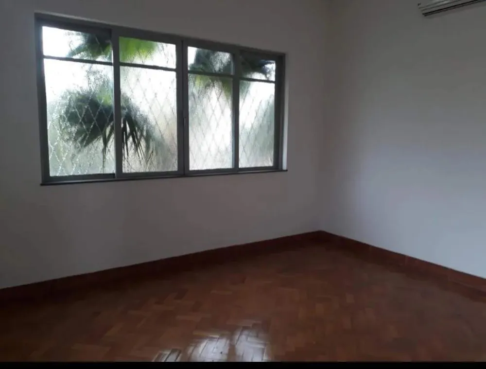 Casa, 5 quartos, 250 m² - Foto 11
