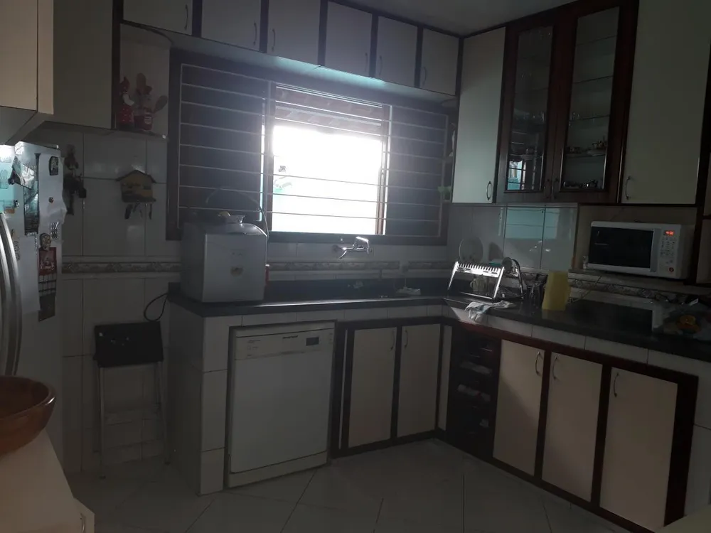 Casa, 5 quartos, 200 m² - Foto 22