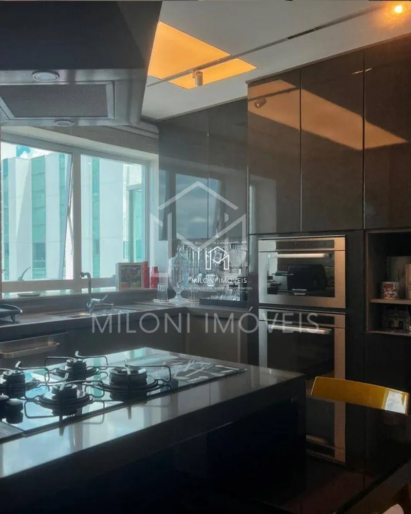 Apartamento, 3 quartos, 582 m² - Foto 11