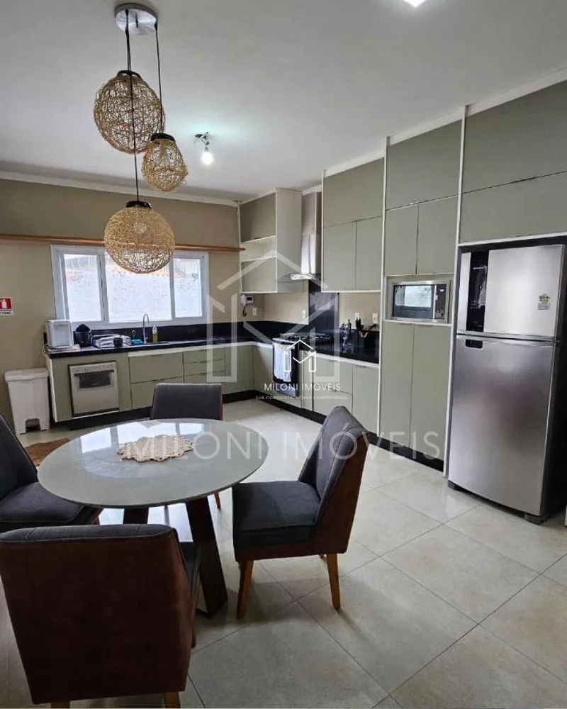 Chácara, 5 quartos, 1000 m² - Foto 3