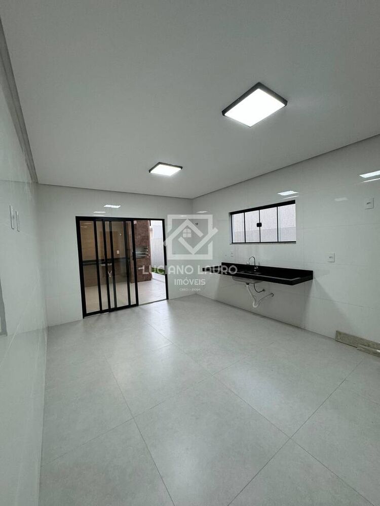 Casa, 3 quartos, 195 m² - Foto 1