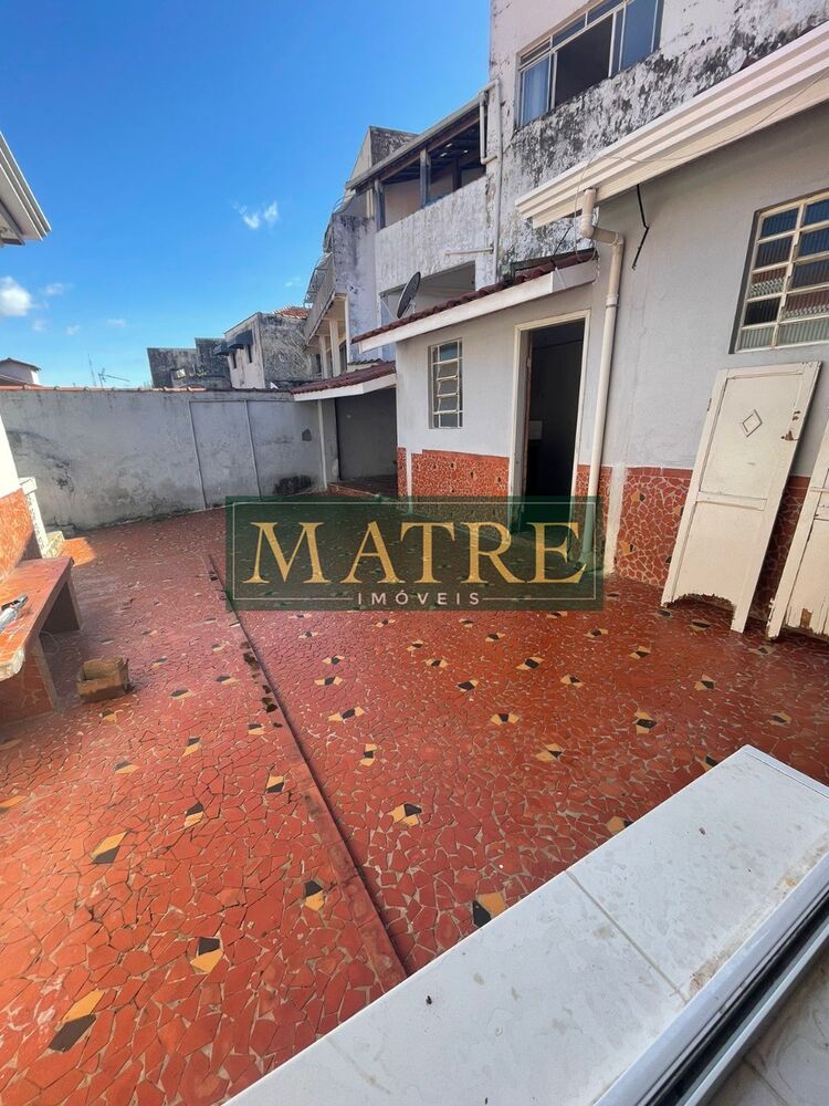 Casa, 4 quartos, 292 m² - Foto 2
