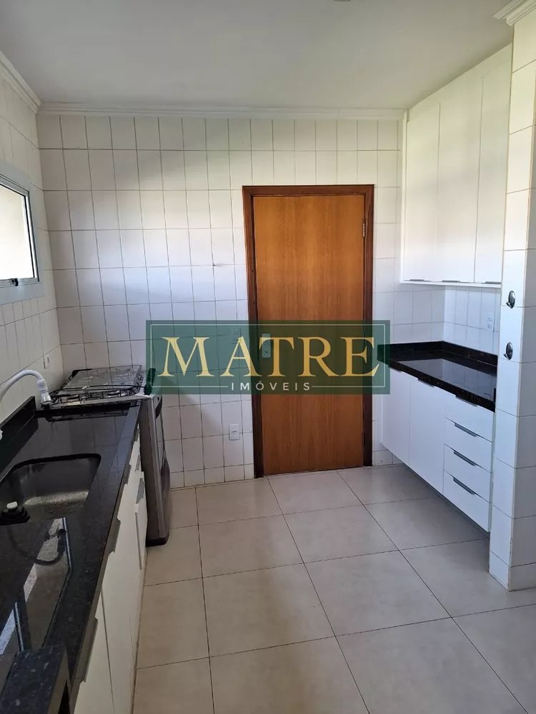 Casa de Condomínio para alugar com 4 quartos, 350m² - Foto 14