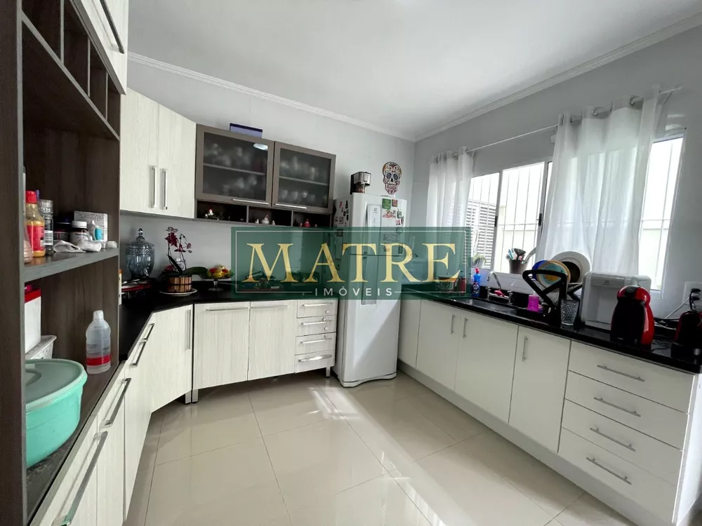Casa, 3 quartos, 250 m² - Foto 3