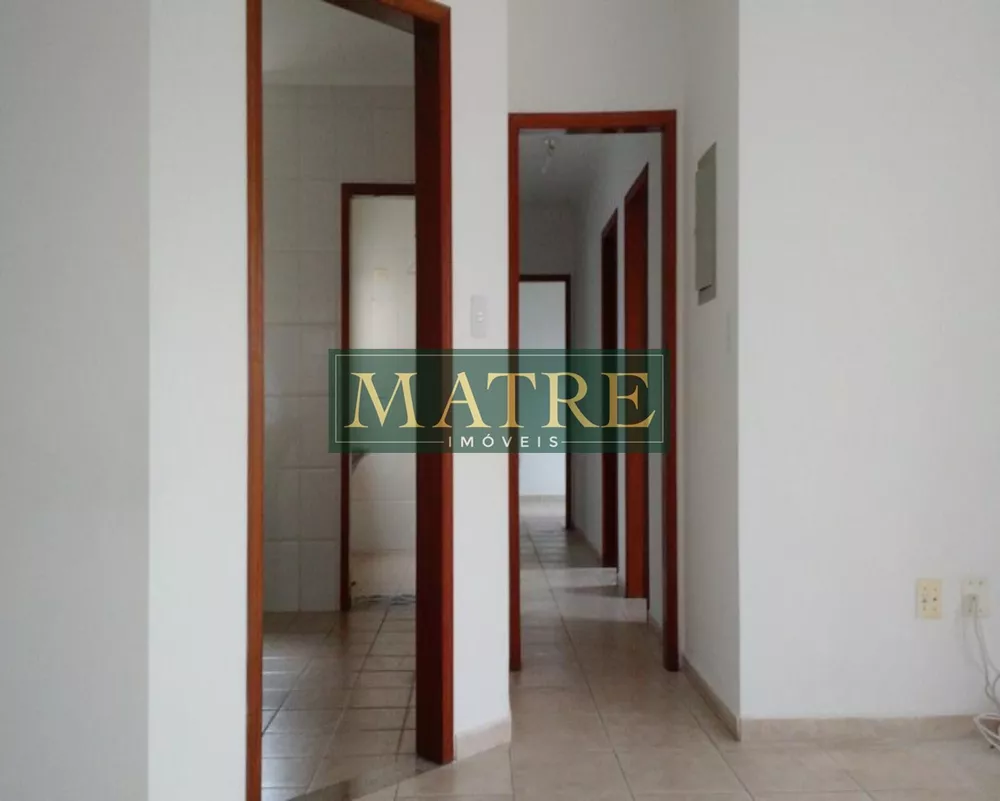 Apartamento à venda com 3 quartos, 100m² - Foto 4