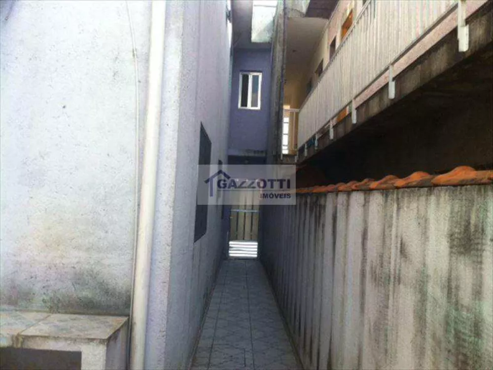 Sobrado à venda com 3 quartos, 200m² - Foto 3