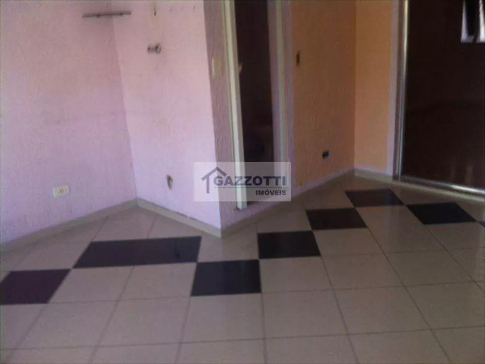 Sobrado à venda com 3 quartos, 200m² - Foto 11