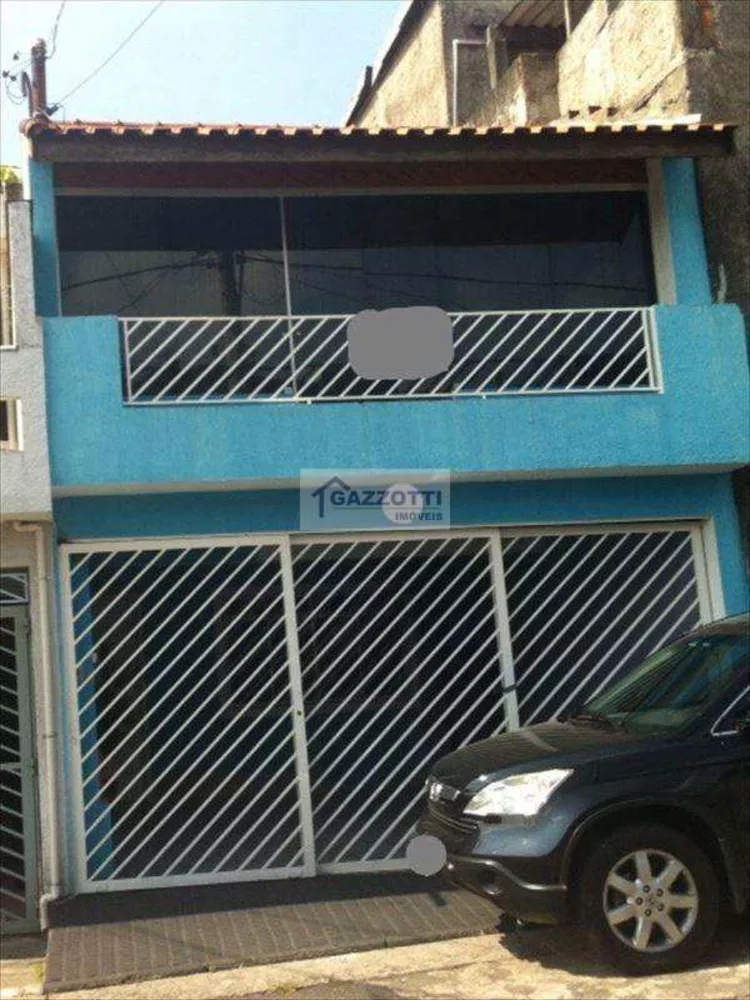 Sobrado à venda com 3 quartos, 200m² - Foto 1