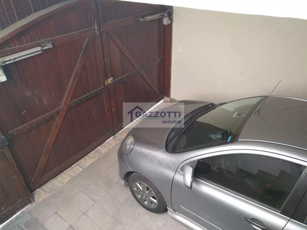 Sobrado à venda com 3 quartos, 180m² - Foto 3