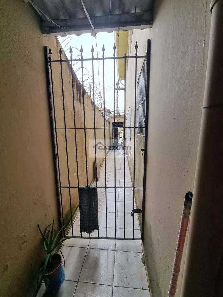 Sobrado à venda com 3 quartos, 110m² - Foto 3