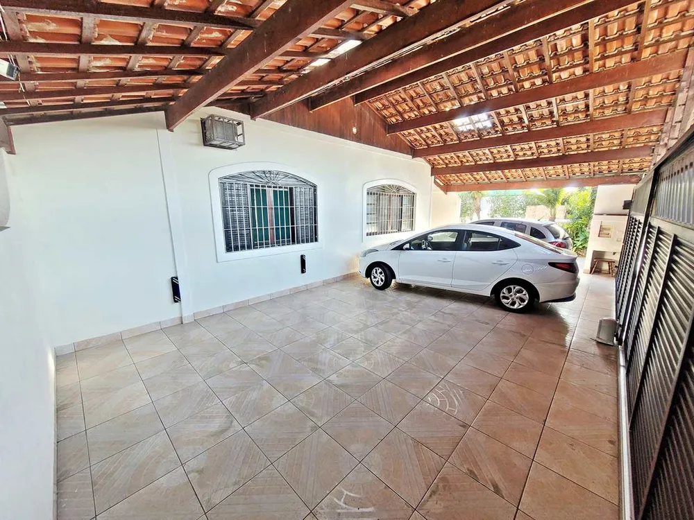 Casa, 5 quartos, 150 m² - Foto 1