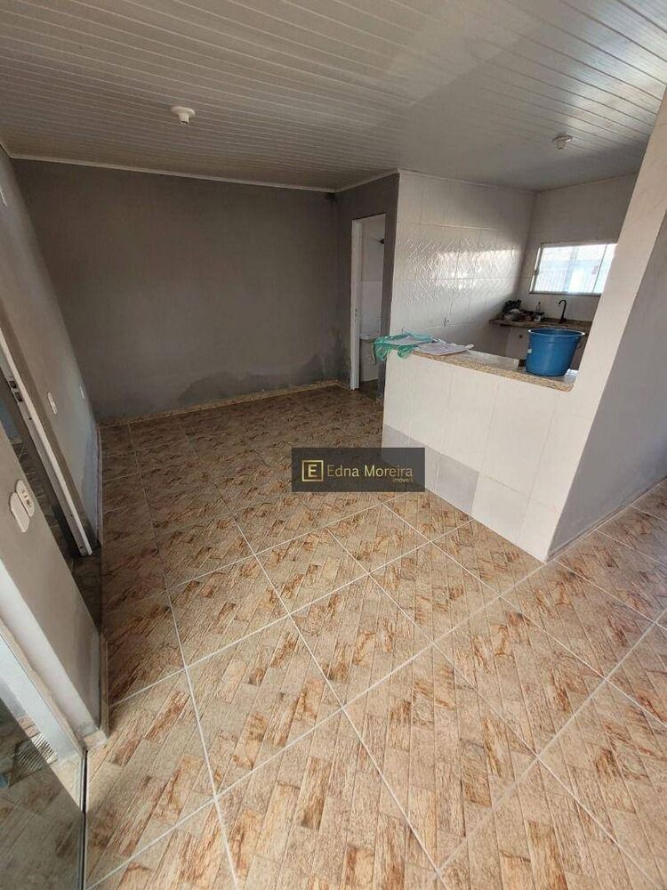 Casa, 1 quarto, 70 m² - Foto 2